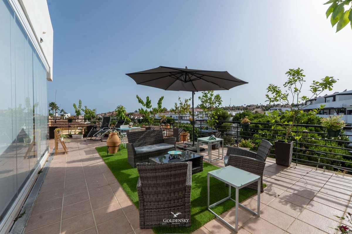 3 Bed Middle Floor Apartment in Riviera del Sol