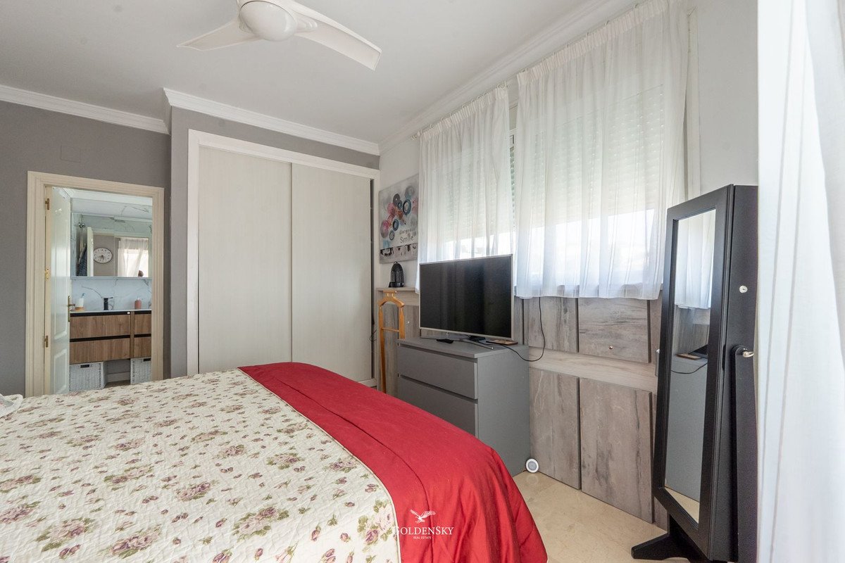 3 Bed Middle Floor Apartment in Riviera del Sol