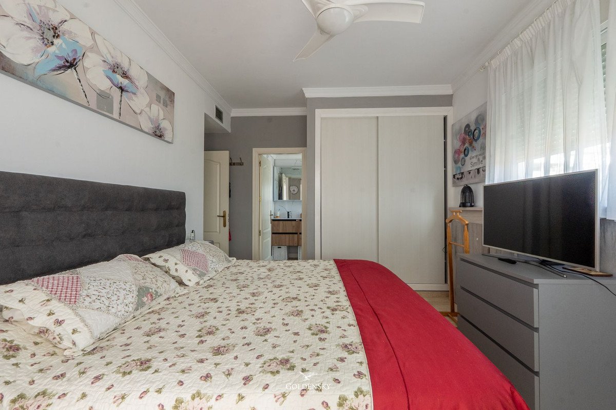 3 Bed Middle Floor Apartment in Riviera del Sol