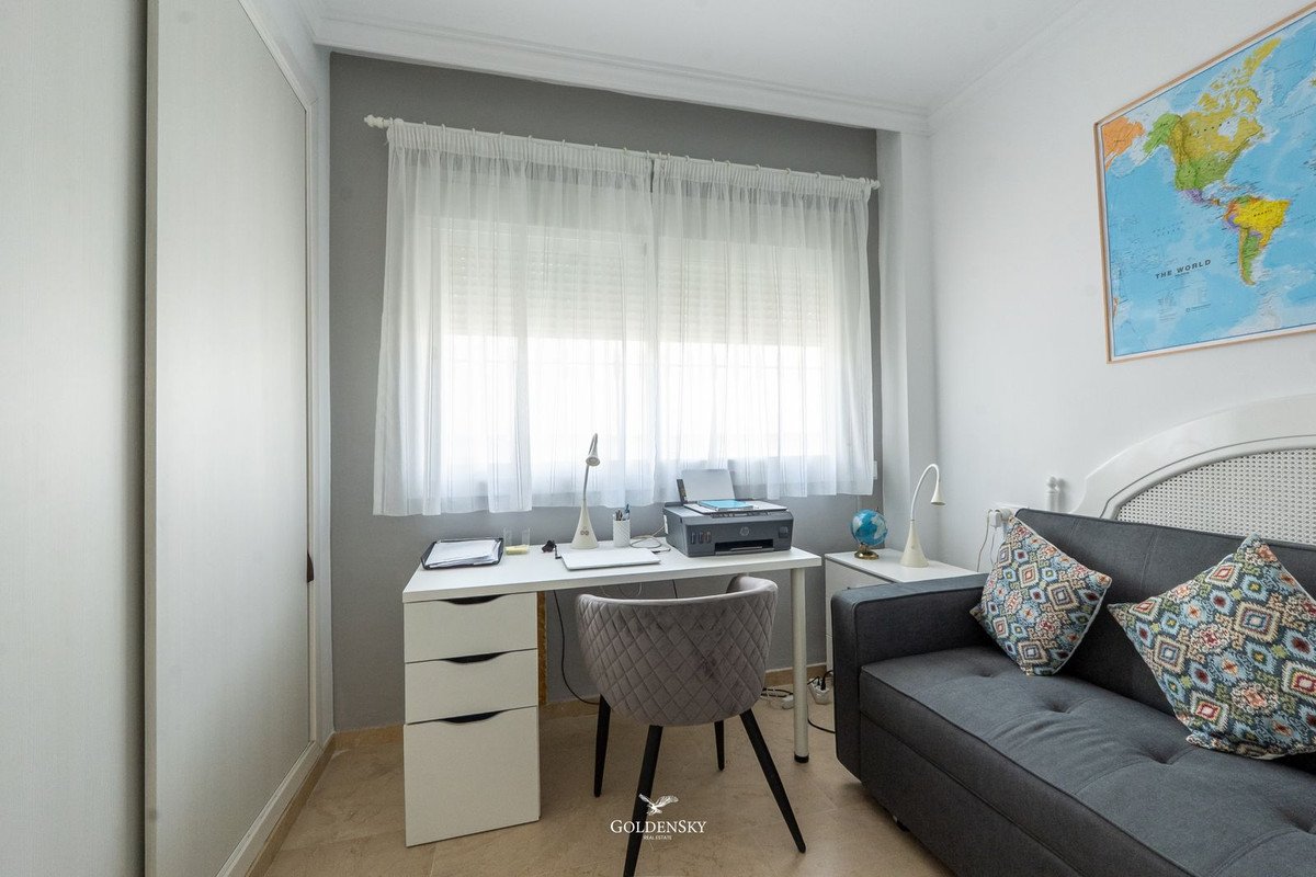 3 Bed Middle Floor Apartment in Riviera del Sol