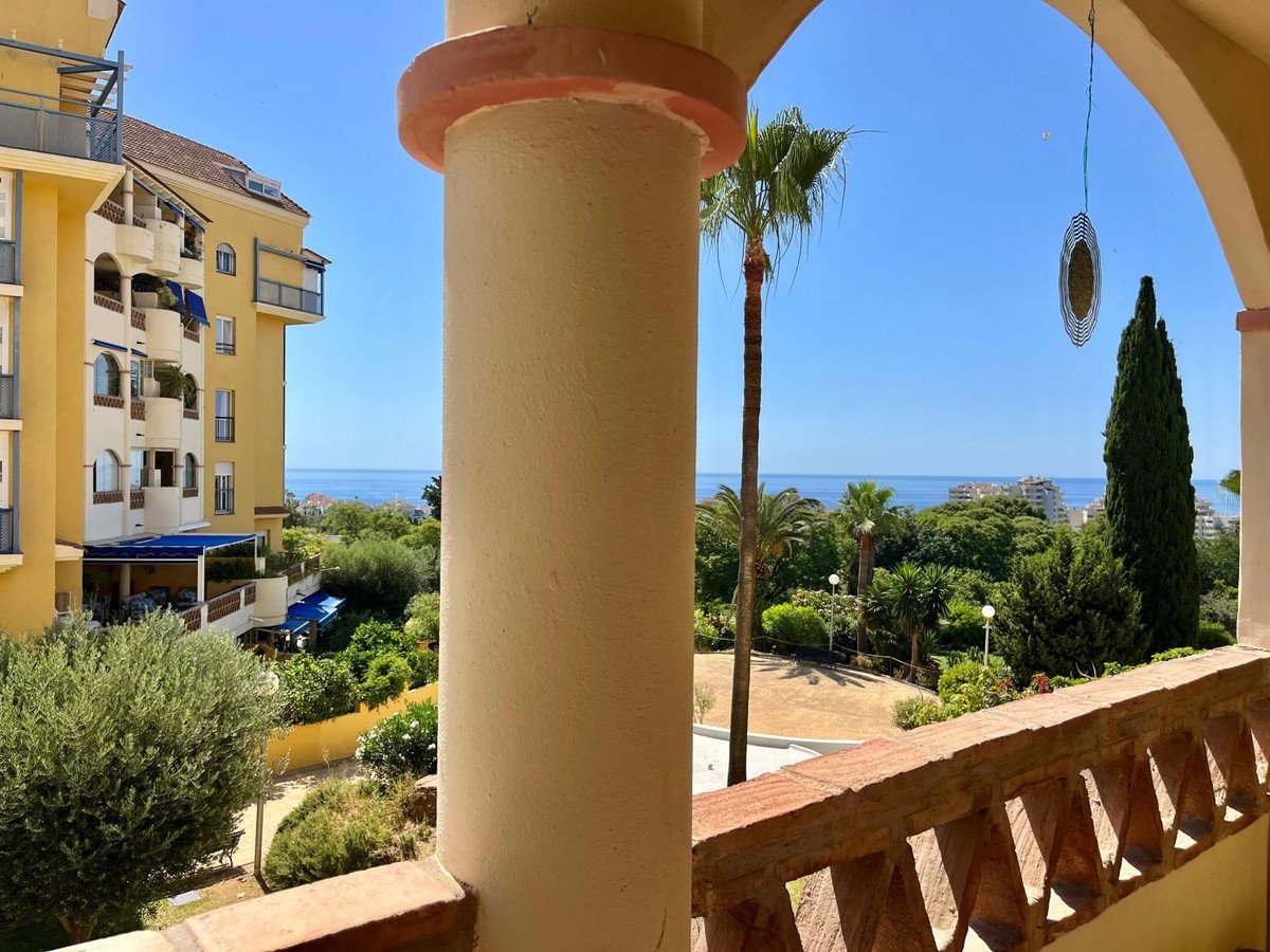 3 Bed Ground Floor Apartment in Arroyo de la Miel