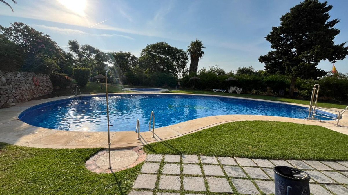 3 Bed Ground Floor Apartment in Arroyo de la Miel