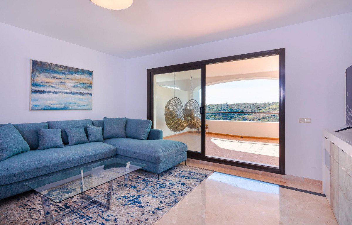 3 Bed Middle Floor Apartment in Casares Playa