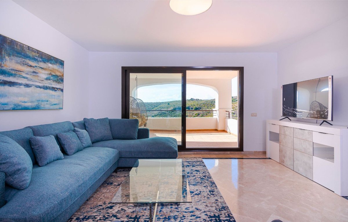 3 Bed Middle Floor Apartment in Casares Playa