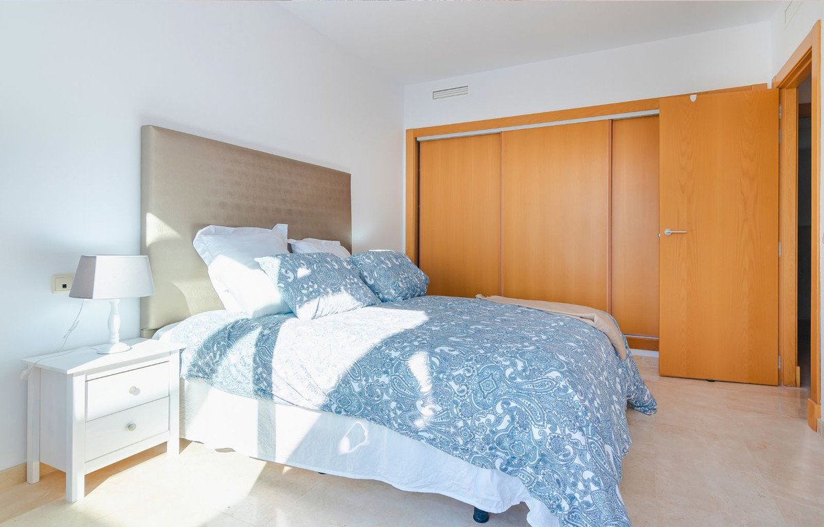 3 Bed Middle Floor Apartment in Casares Playa