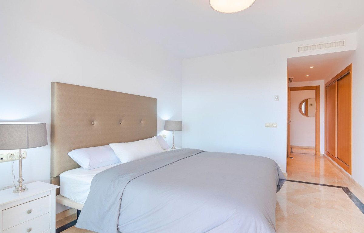 3 Bed Middle Floor Apartment in Casares Playa