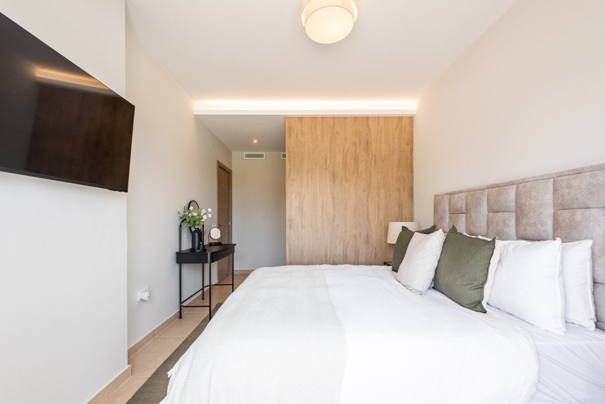 3 Bed Penthouse Duplex in Nueva Andalucía