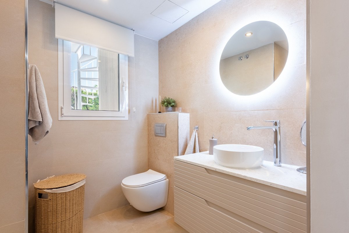 3 Bed Penthouse Duplex in Nueva Andalucía