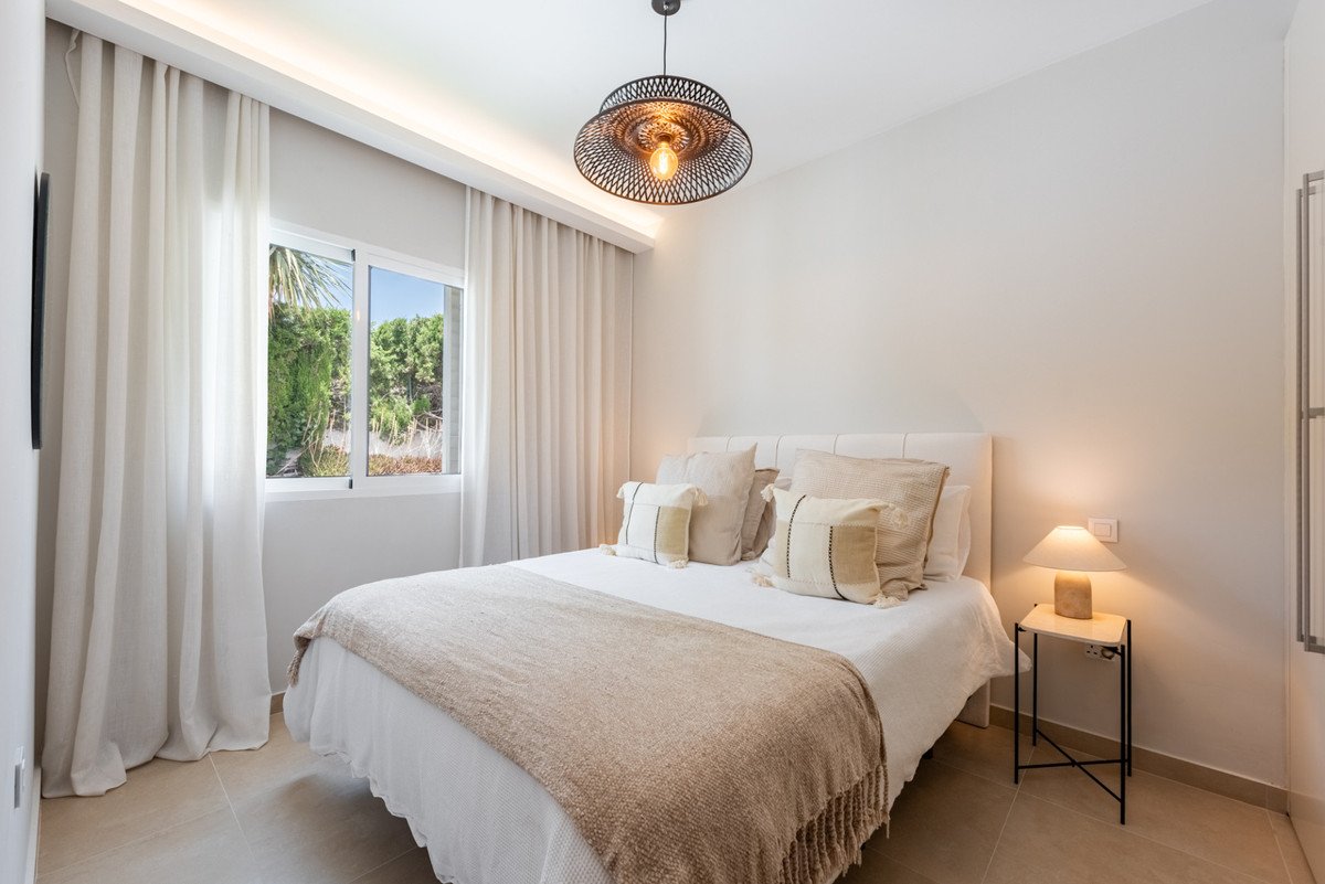 3 Bed Penthouse Duplex in Nueva Andalucía