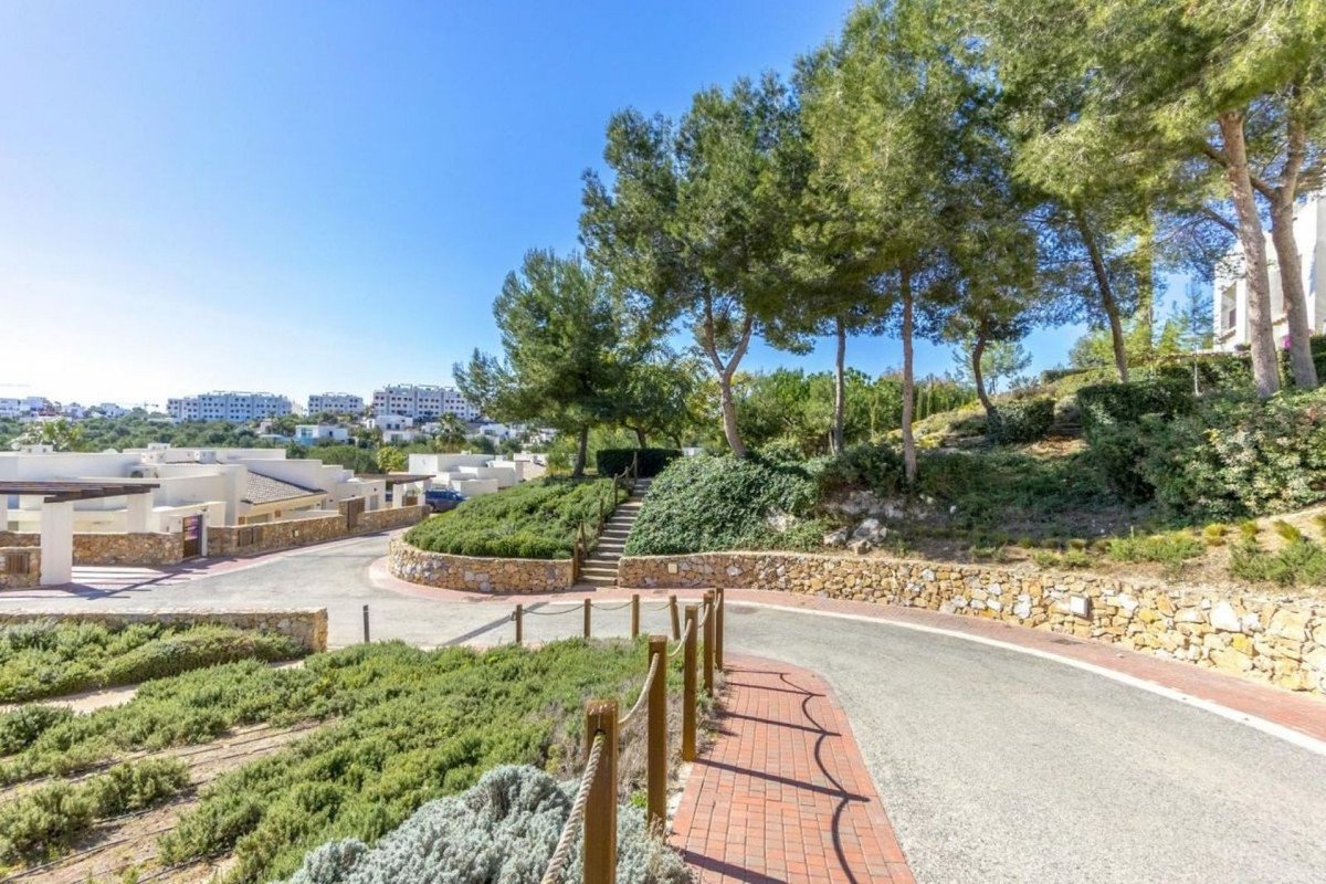 2 Bed Penthouse in Las Colinas Golf