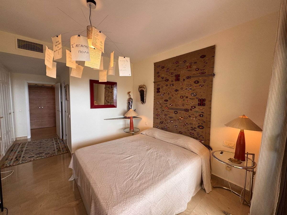 2 Bed Middle Floor Apartment in Manilva