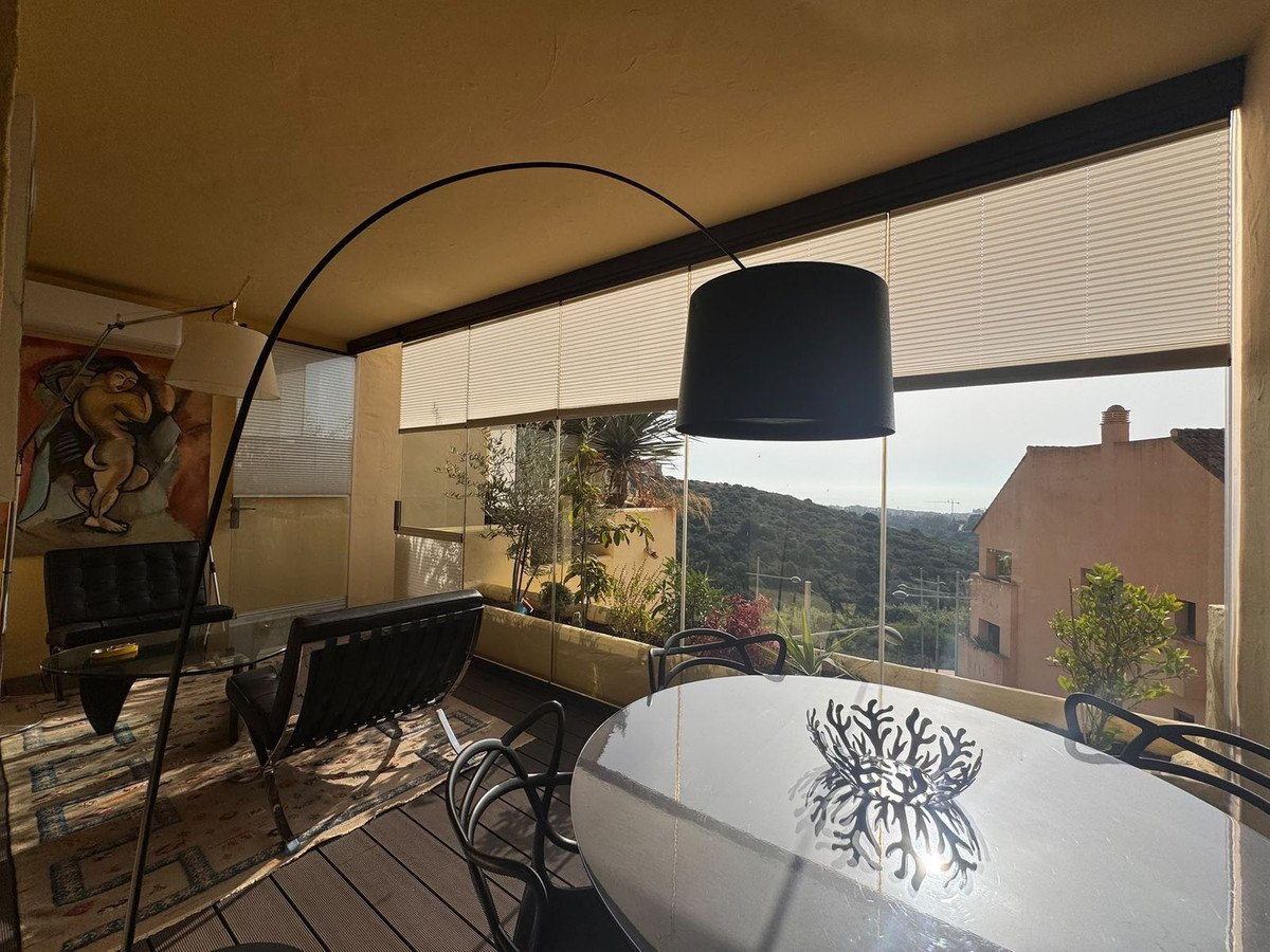 2 Bed Middle Floor Apartment in Manilva