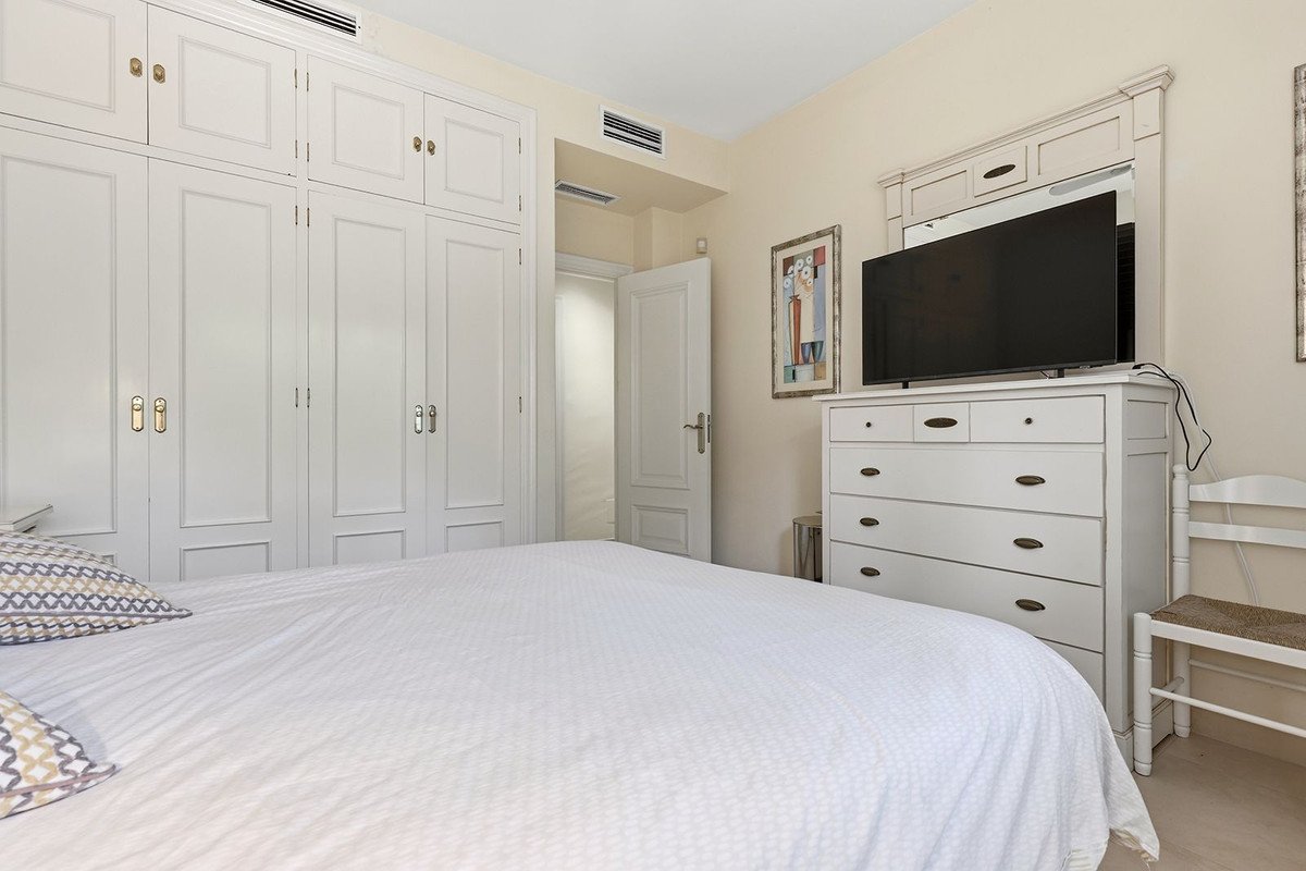 2 Bed Ground Floor Apartment in Cancelada
