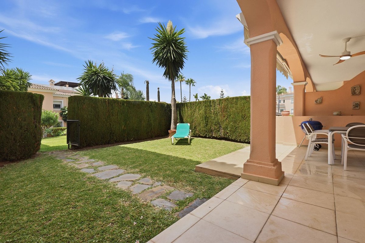 2 Bed Ground Floor Apartment in Cancelada