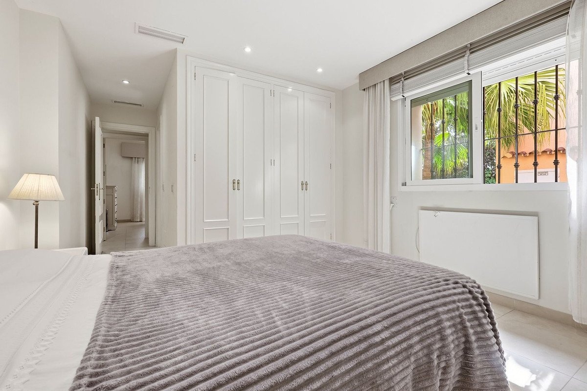 2 Bed Ground Floor Apartment in Cancelada