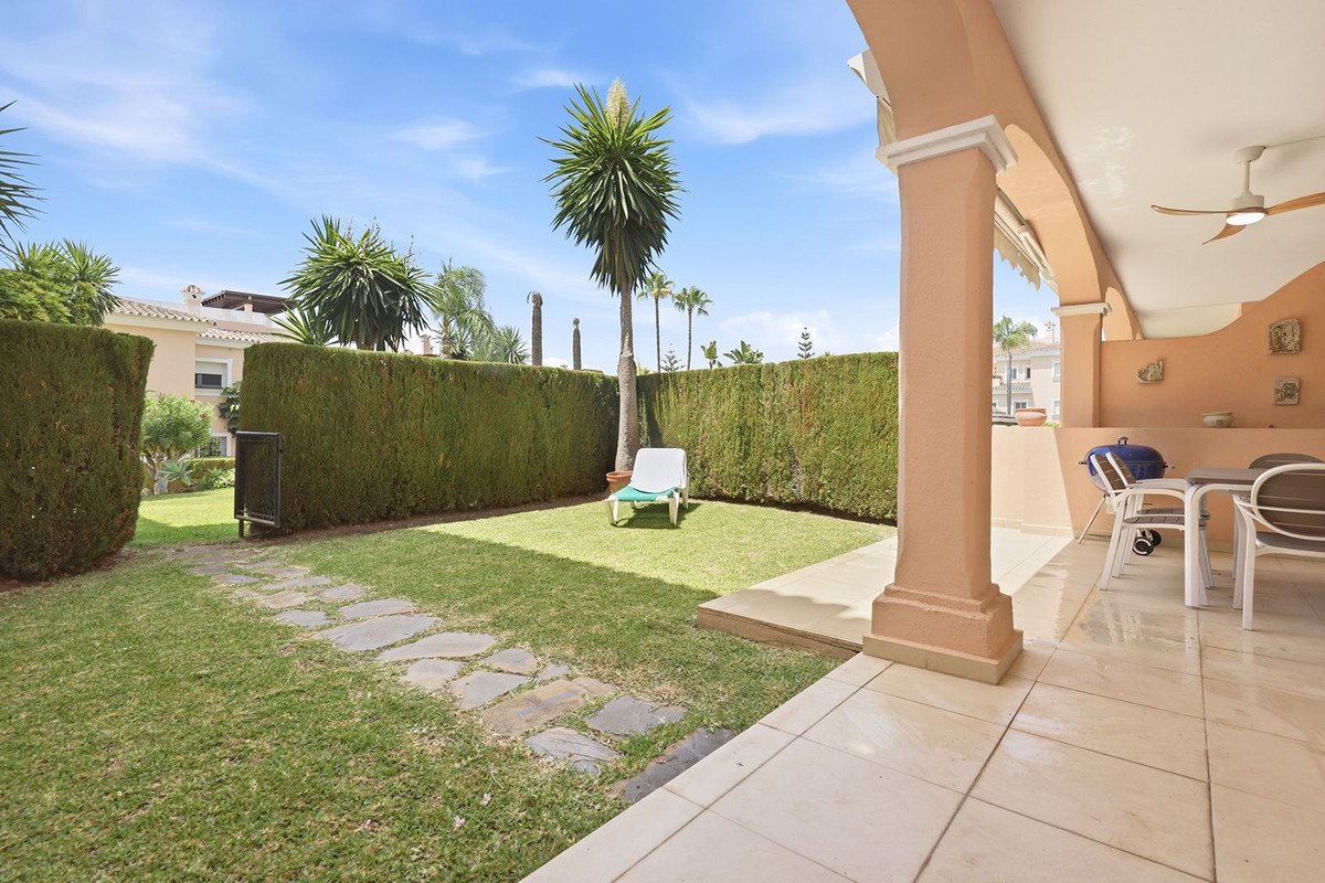 2 Bed Ground Floor Apartment in Cancelada
