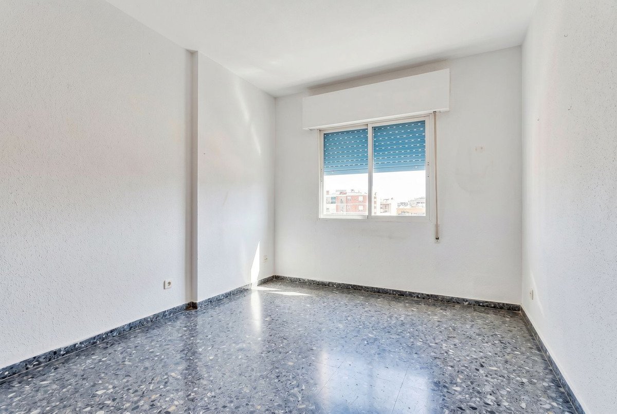 4 Bed Top Floor Apartment in Málaga Centro