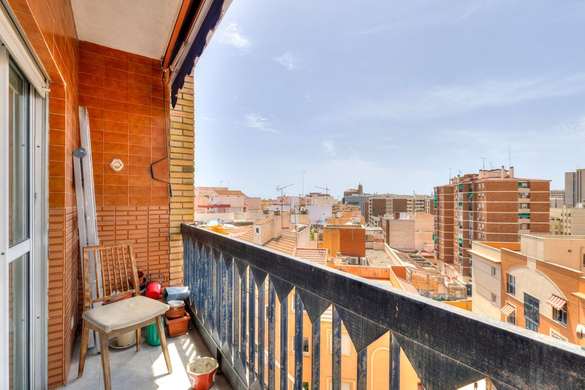 4 Bed Top Floor Apartment in Málaga Centro