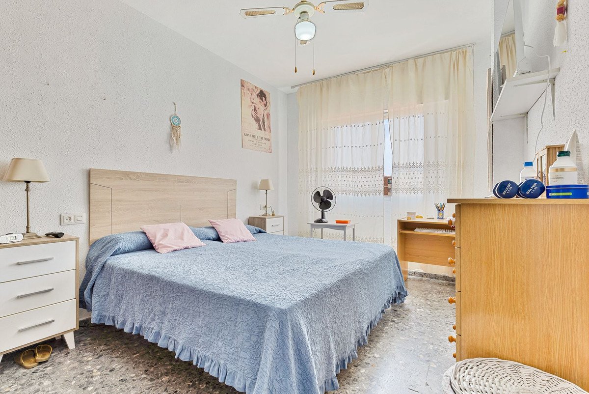 4 Bed Top Floor Apartment in Málaga Centro