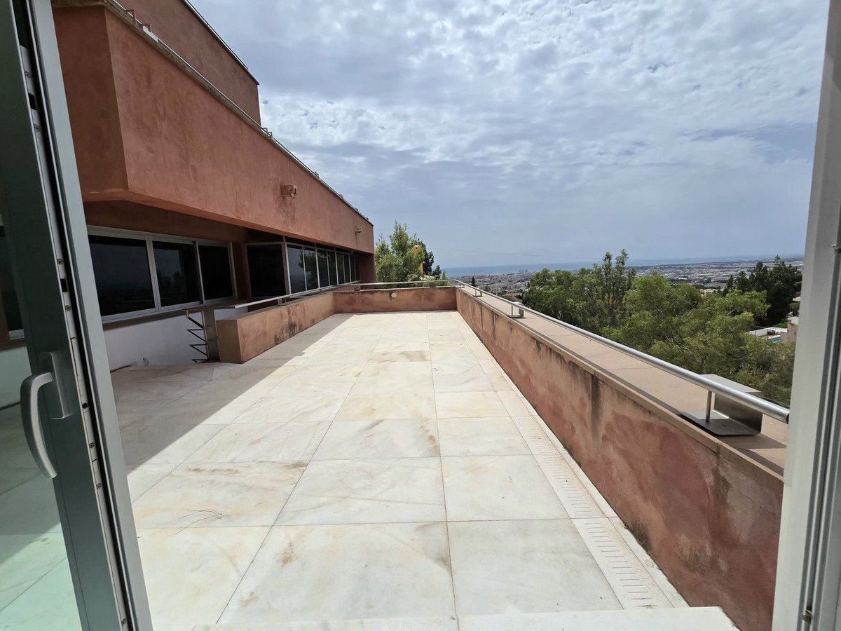 6 Bed Detached Villa in Málaga
