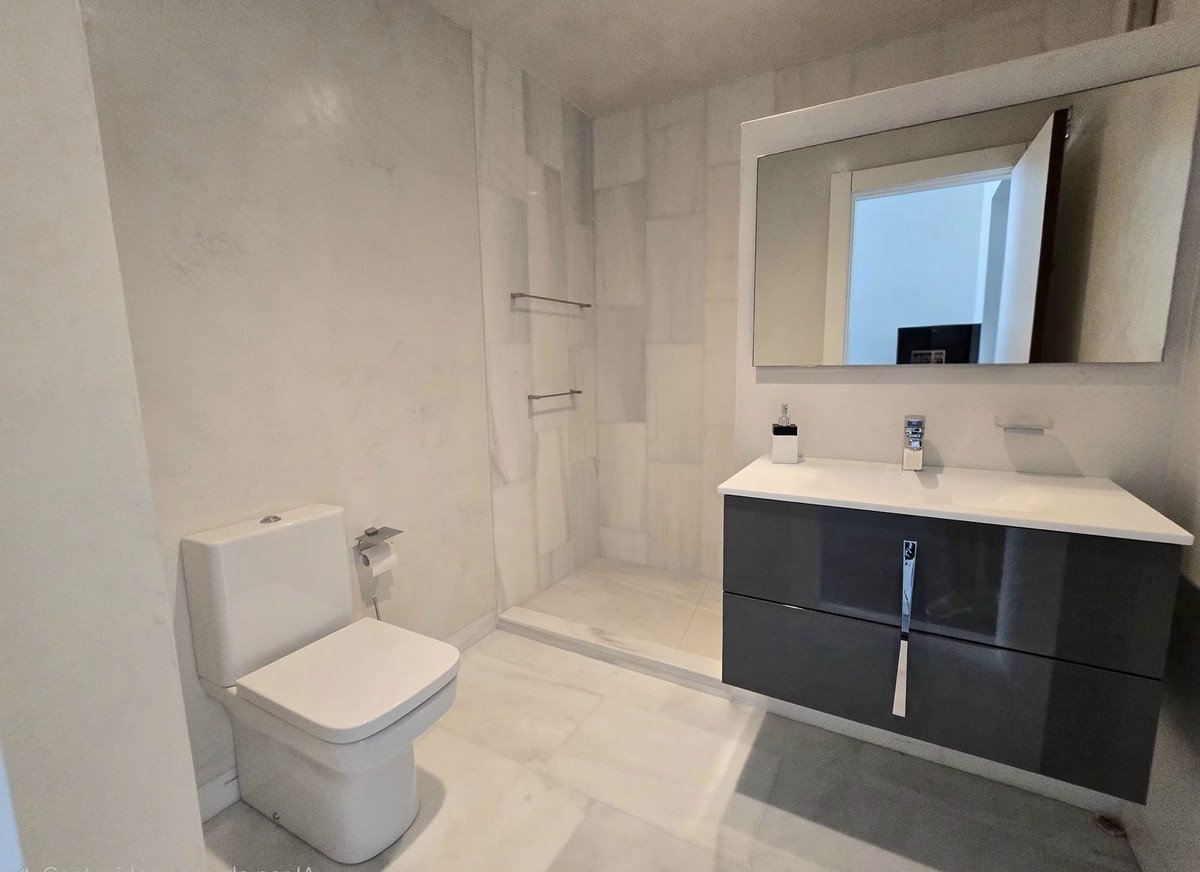 6 Bed Detached Villa in Málaga