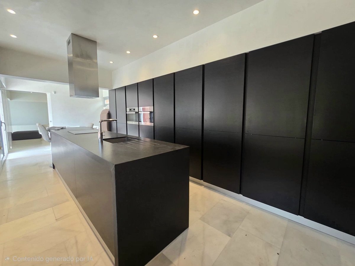 6 Bed Detached Villa in Málaga