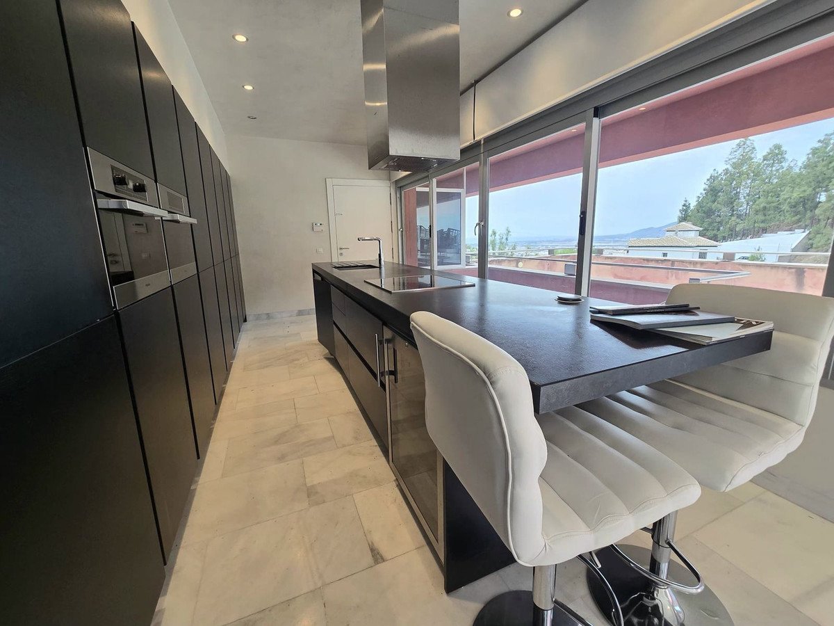 6 Bed Detached Villa in Málaga