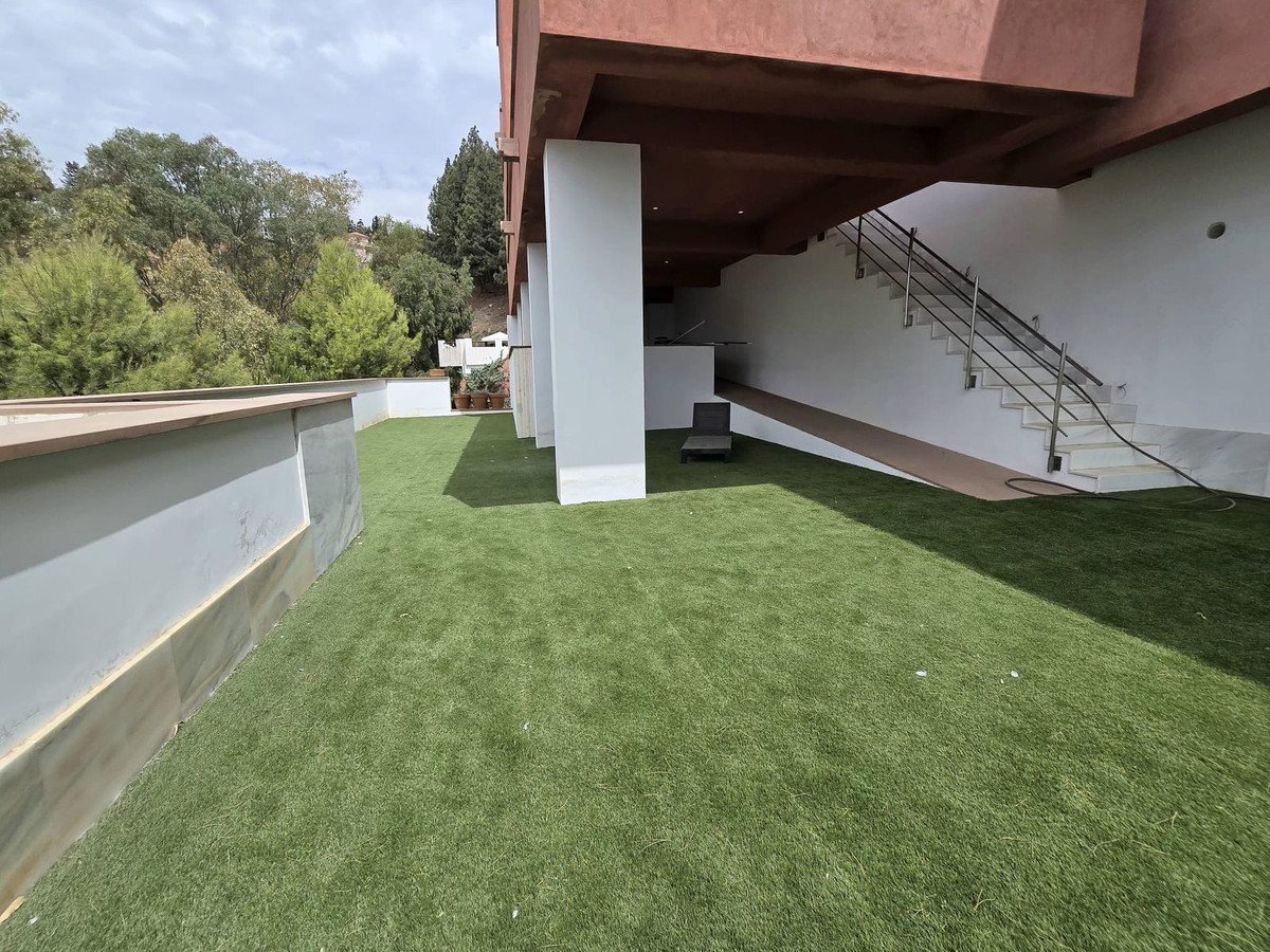 6 Bed Detached Villa in Málaga