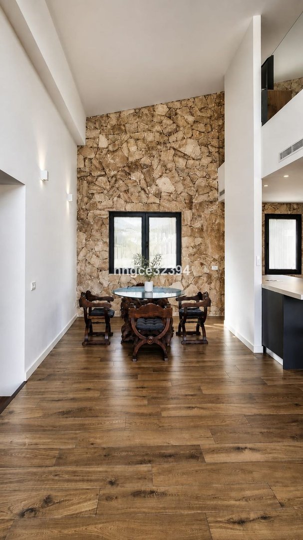 5 Bed Detached Villa in New Golden Mile