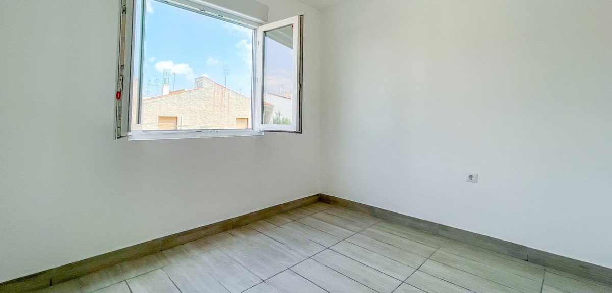 2 Bed Ground Floor Apartment in Torrevieja