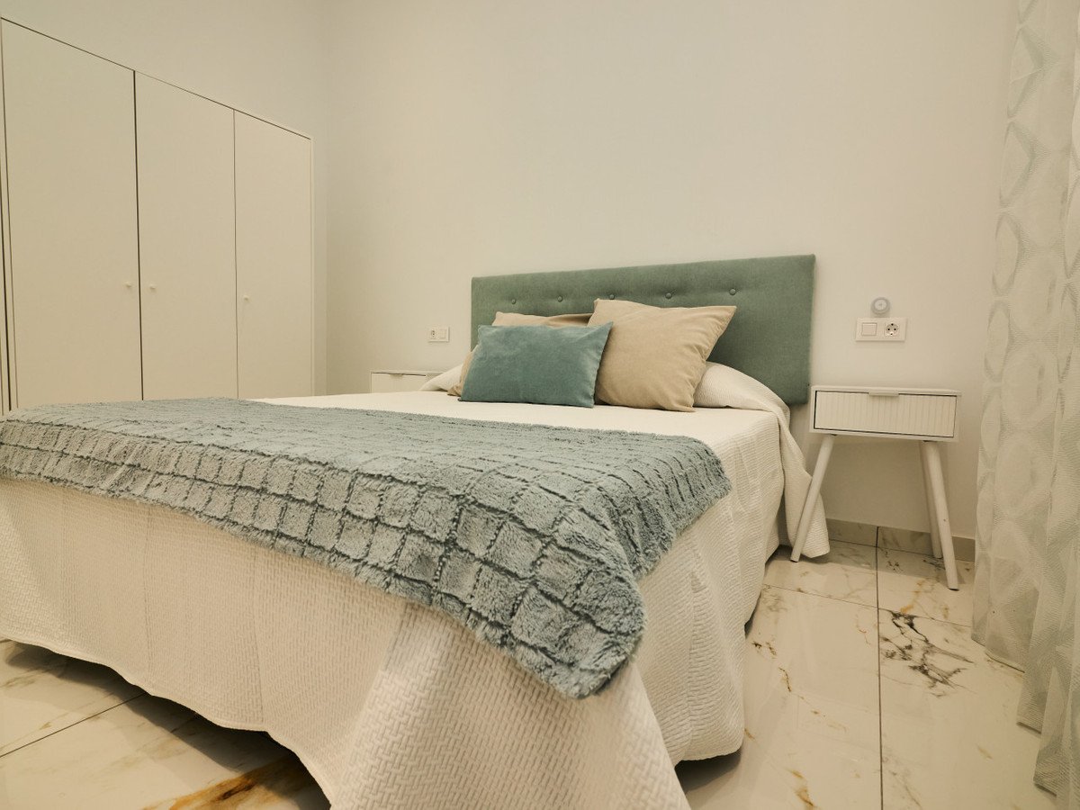 2 Bed Ground Floor Apartment in Torrevieja