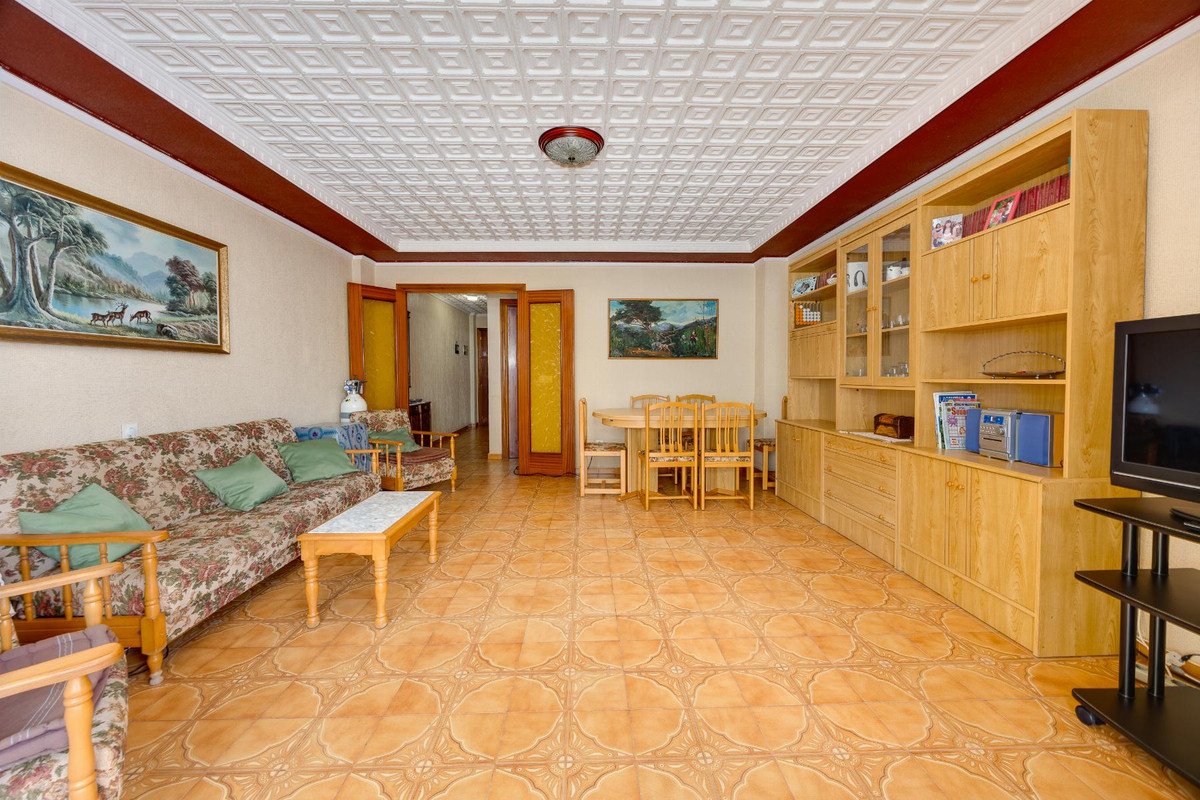 3 Bed Ground Floor Apartment in Torrevieja