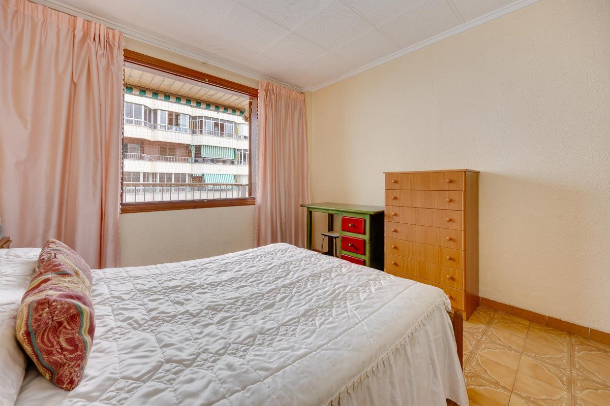 3 Bed Ground Floor Apartment in Torrevieja