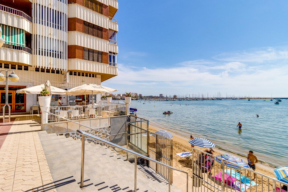 3 Bed Ground Floor Apartment in Torrevieja