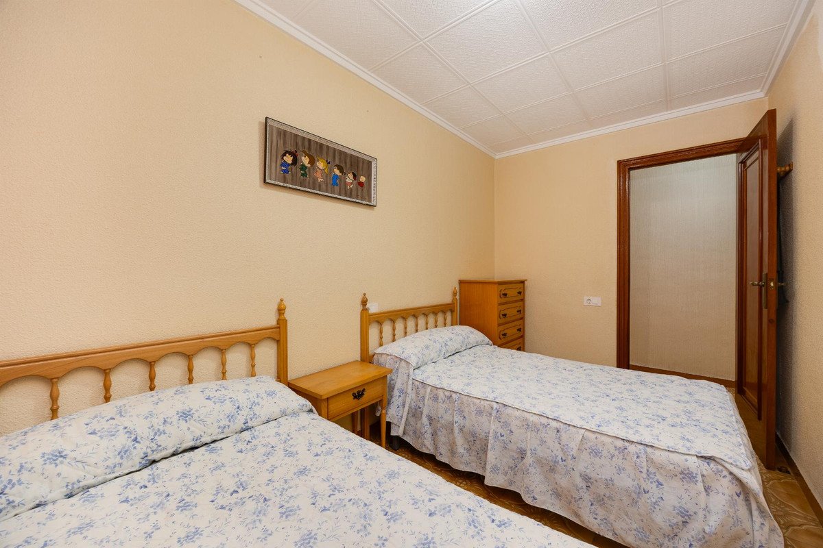 3 Bed Ground Floor Apartment in Torrevieja