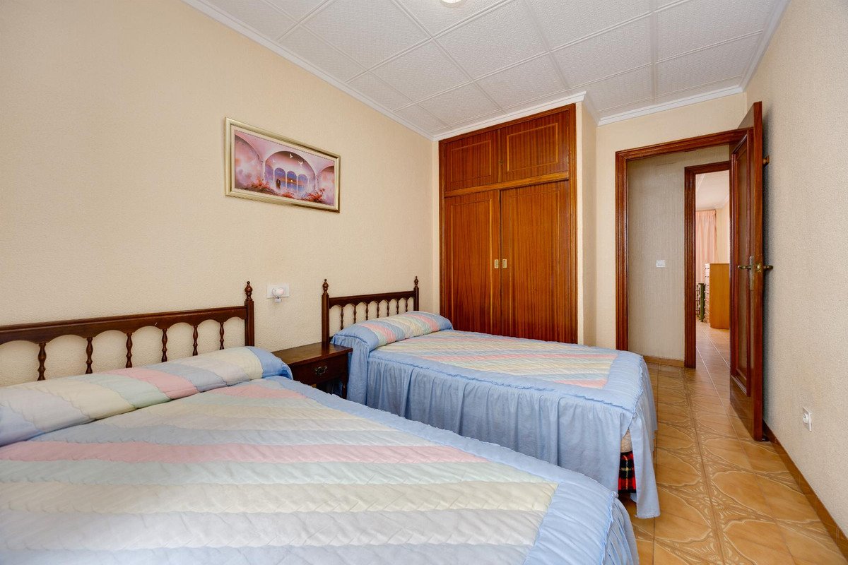 3 Bed Ground Floor Apartment in Torrevieja