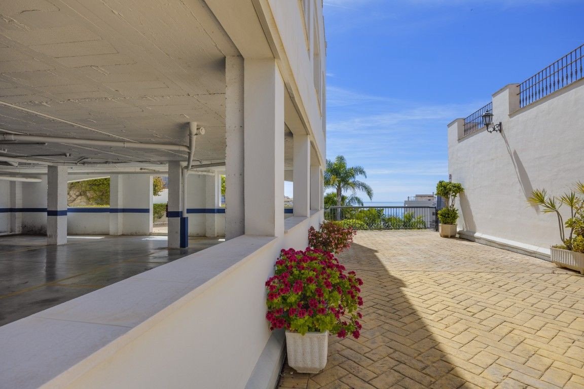 3 Bed Middle Floor Apartment in Benalmadena