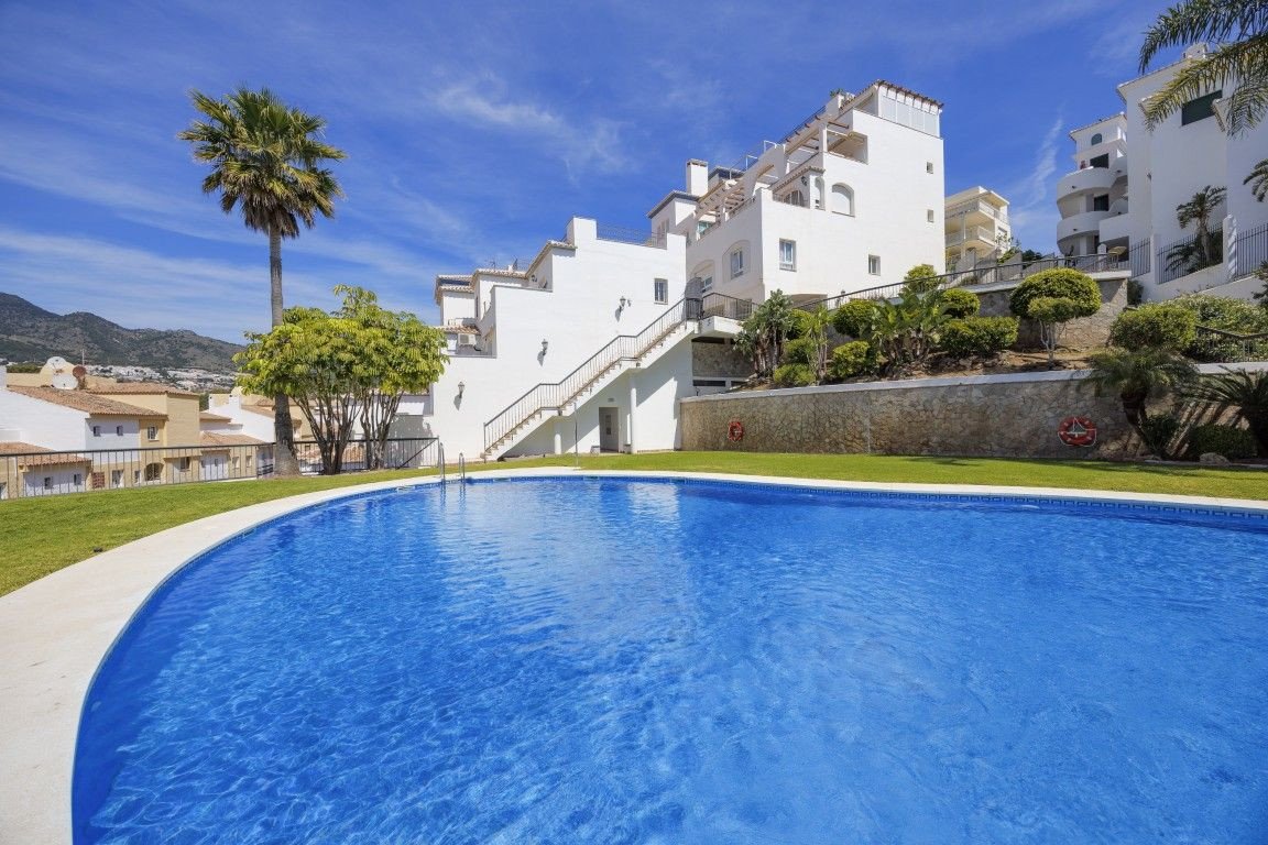 3 Bed Middle Floor Apartment in Benalmadena