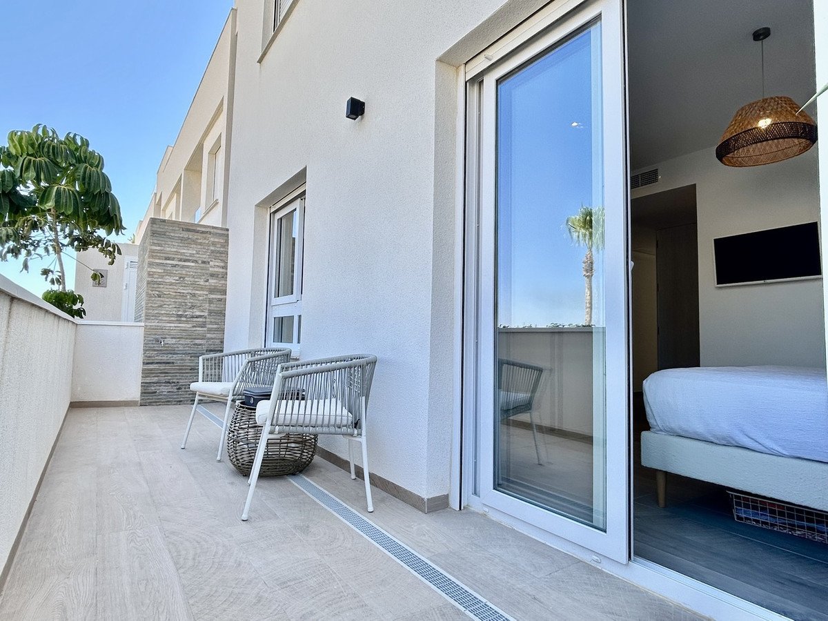 3 Bed Ground Floor Apartment in Algorfa