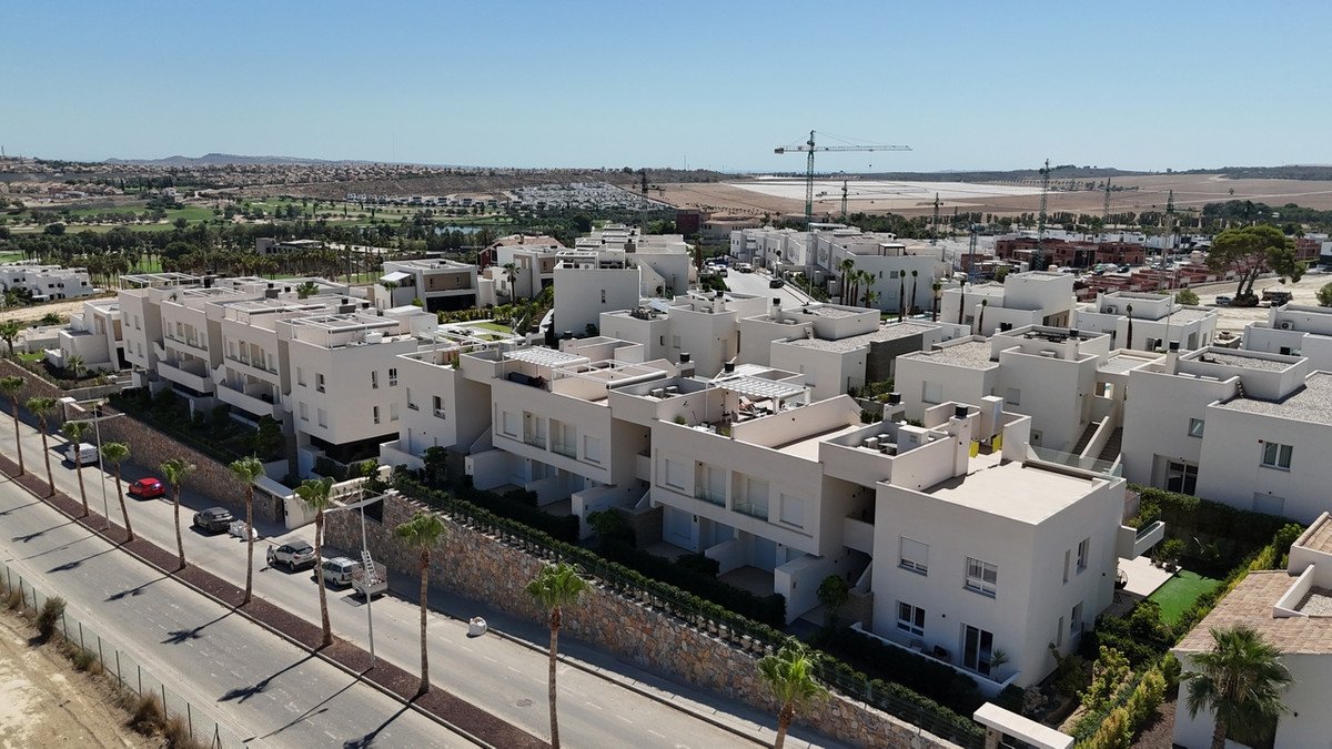 3 Bed Ground Floor Apartment in Algorfa