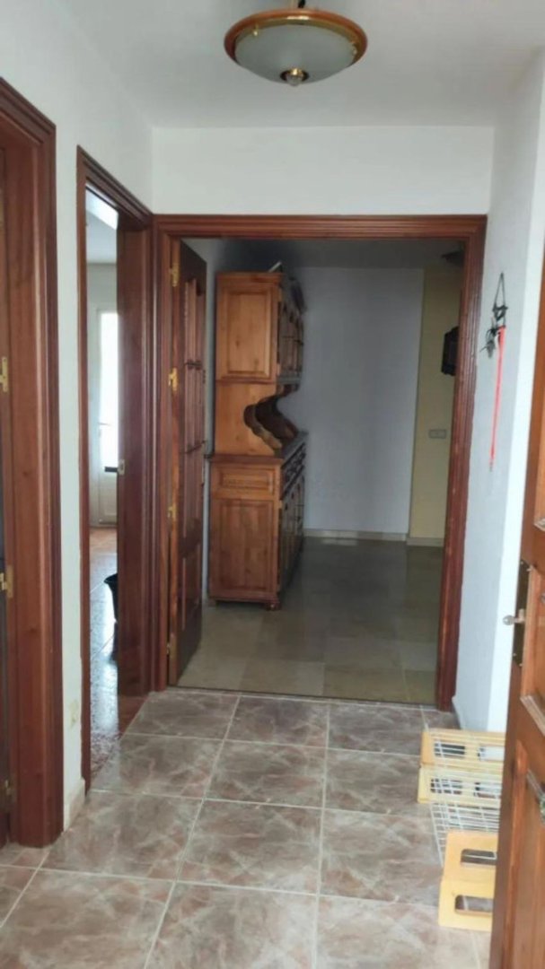 3 Bed Middle Floor Apartment in Elviria