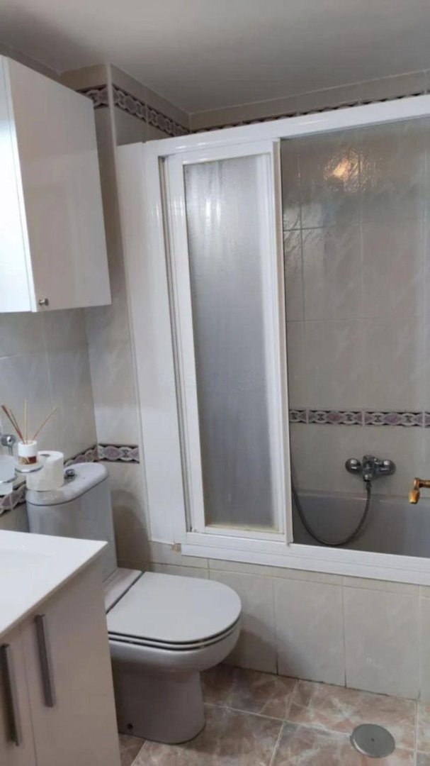 3 Bed Middle Floor Apartment in Elviria