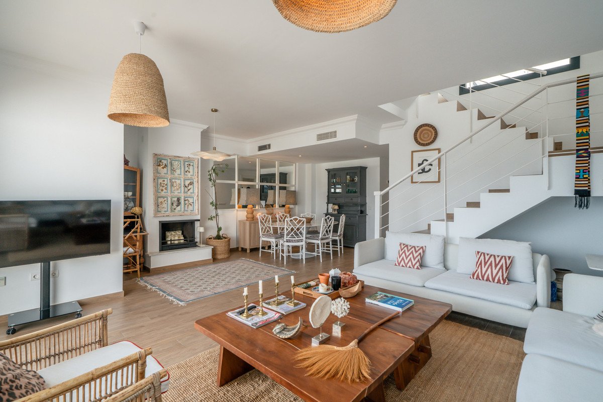 3 Bed Semi-Detached House in La Mairena