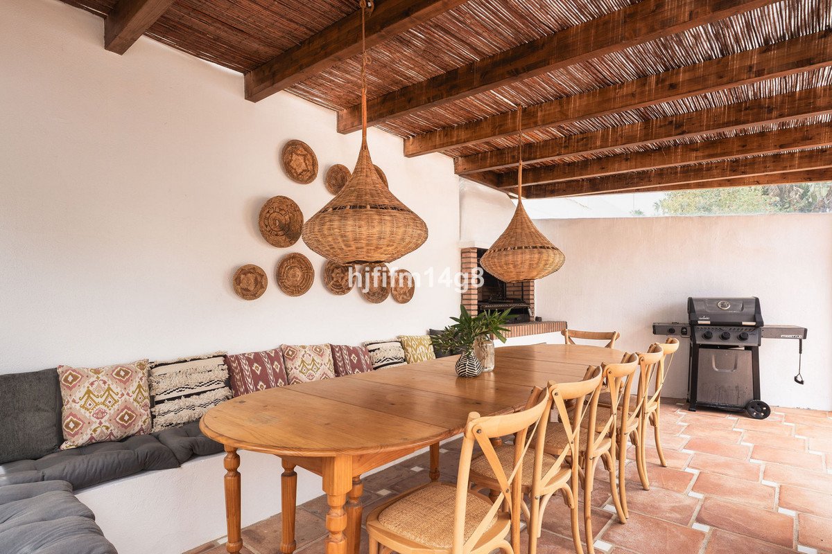 3 Bed Detached Villa in Estepona