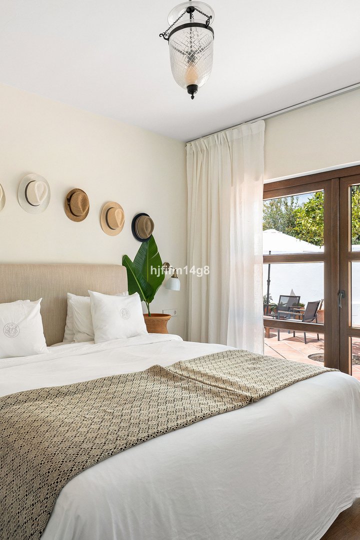 3 Bed Detached Villa in Estepona