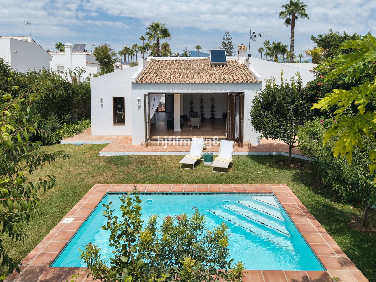 3 Bed Detached Villa in Estepona