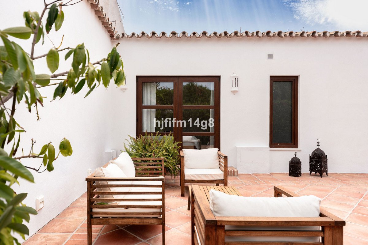 3 Bed Detached Villa in Estepona