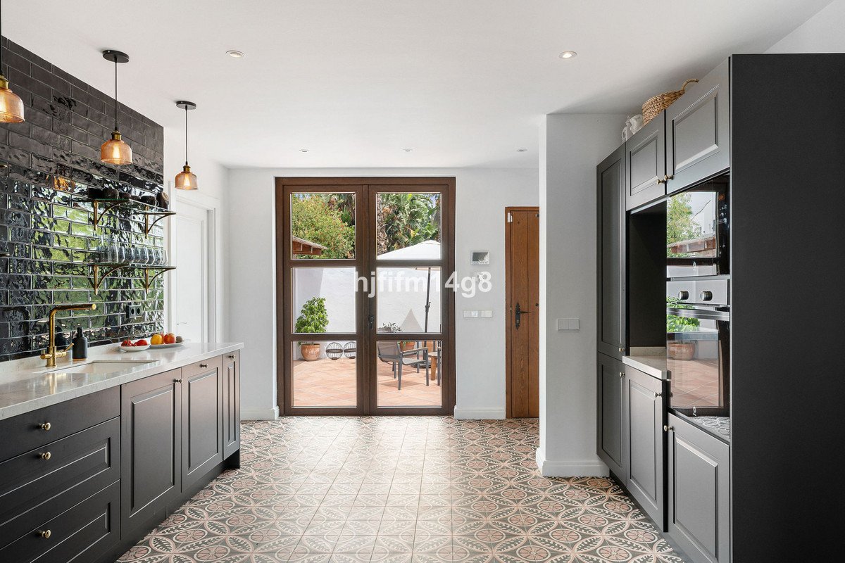 3 Bed Detached Villa in Estepona