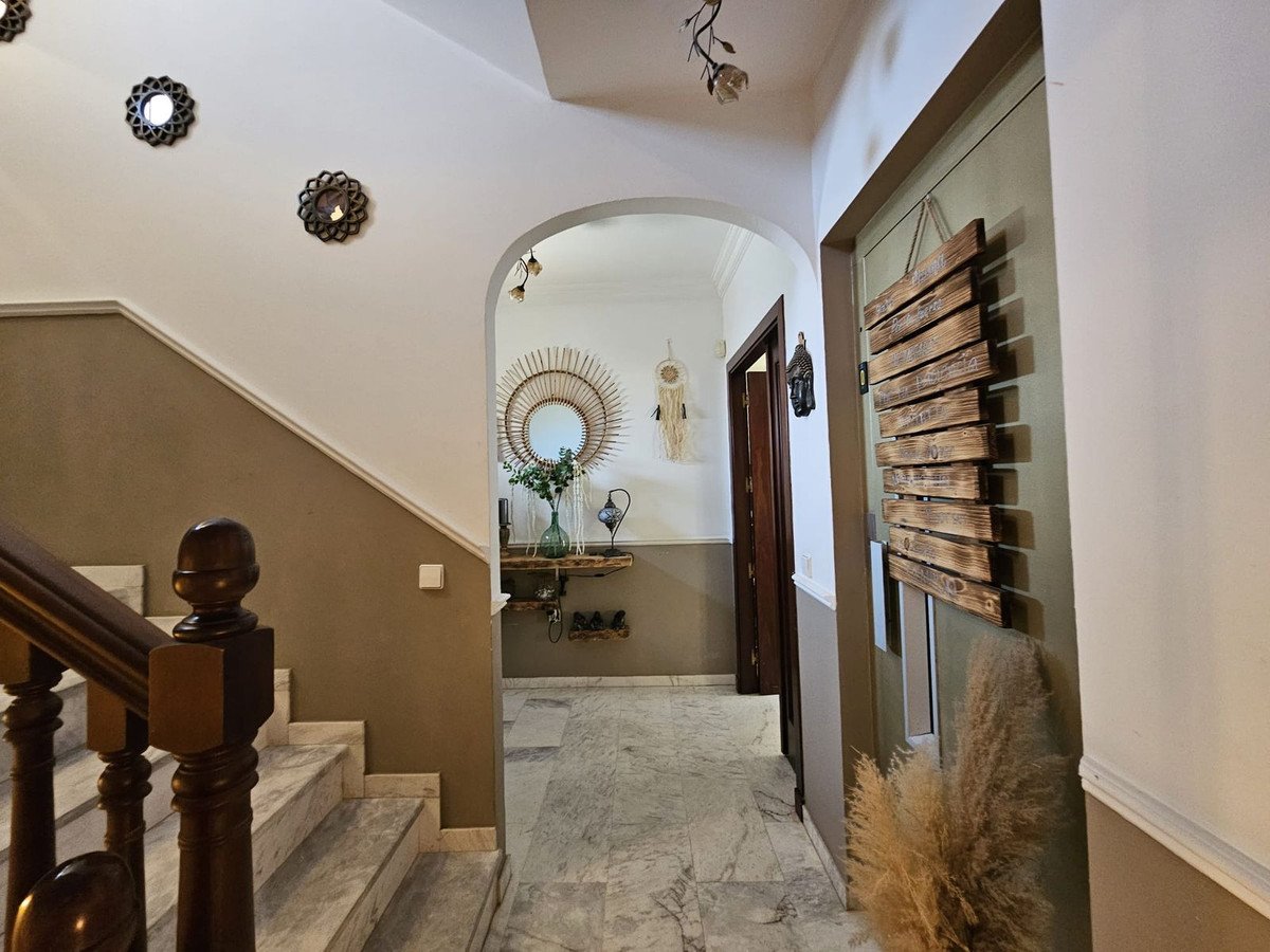 5 Bed Detached Villa in Los Pacos