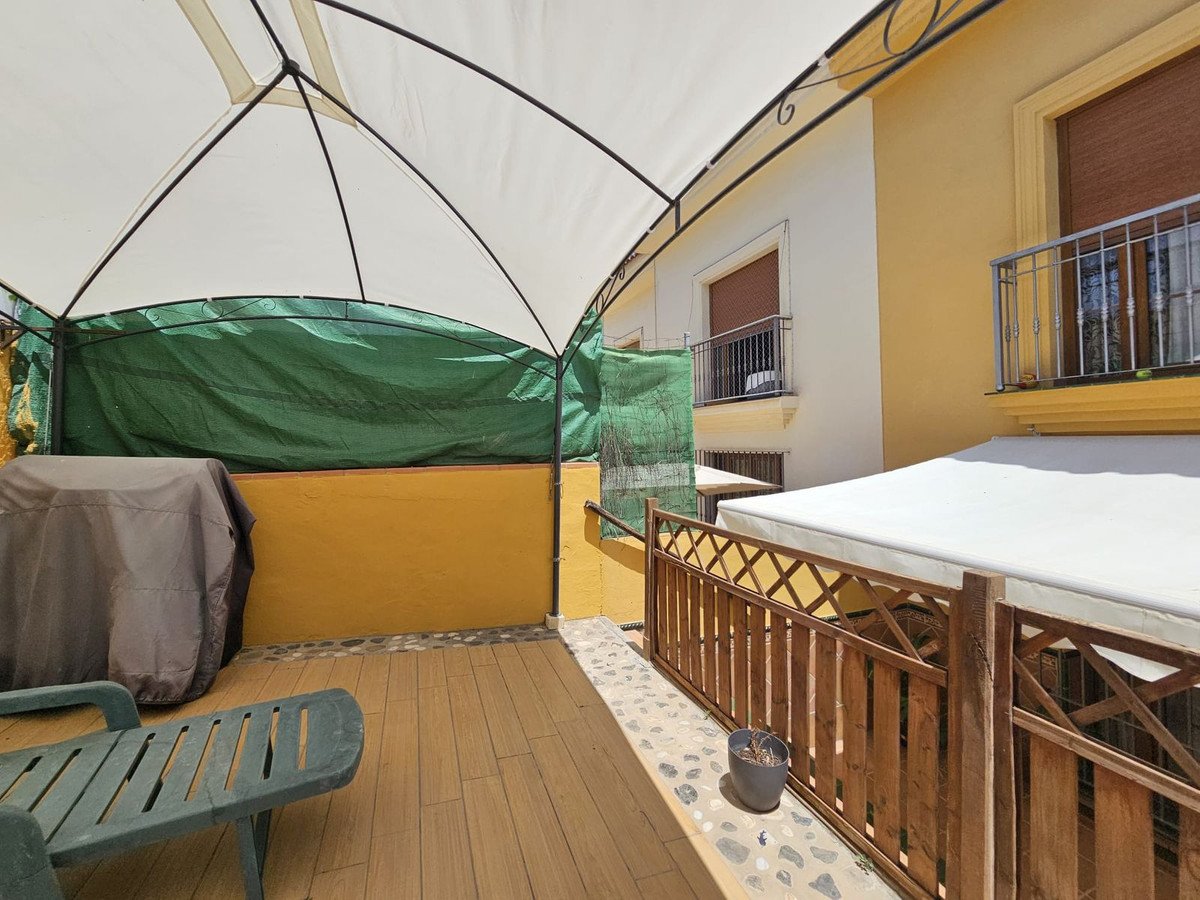 5 Bed Detached Villa in Los Pacos